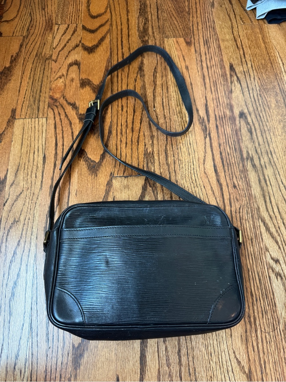 Louis Vuitton Black Epi Leather Crossbody Bag